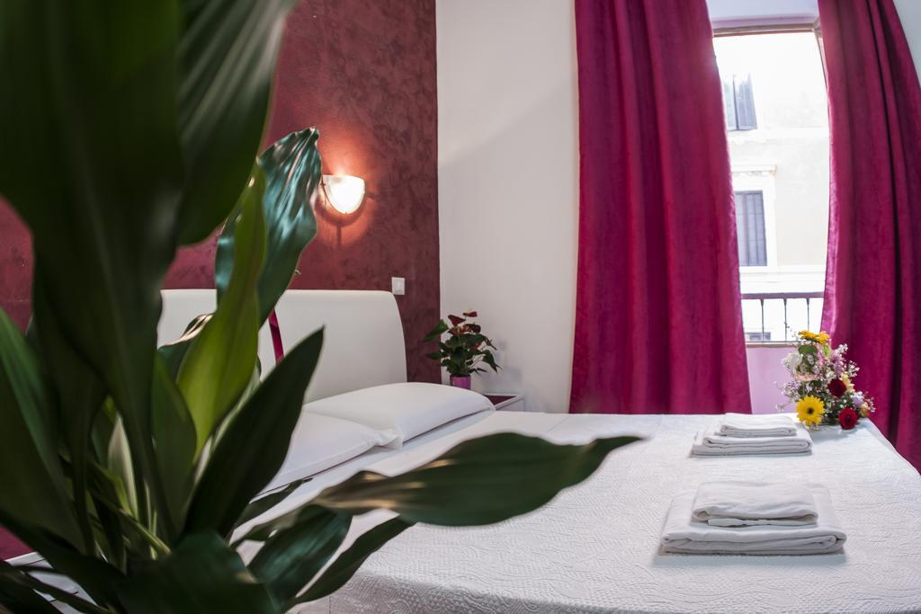 Gio' Suites Roma Cameră foto